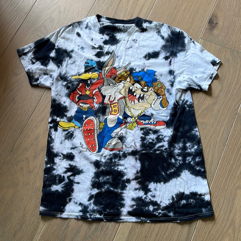 MENS LOONEY TOONES TSHIRT